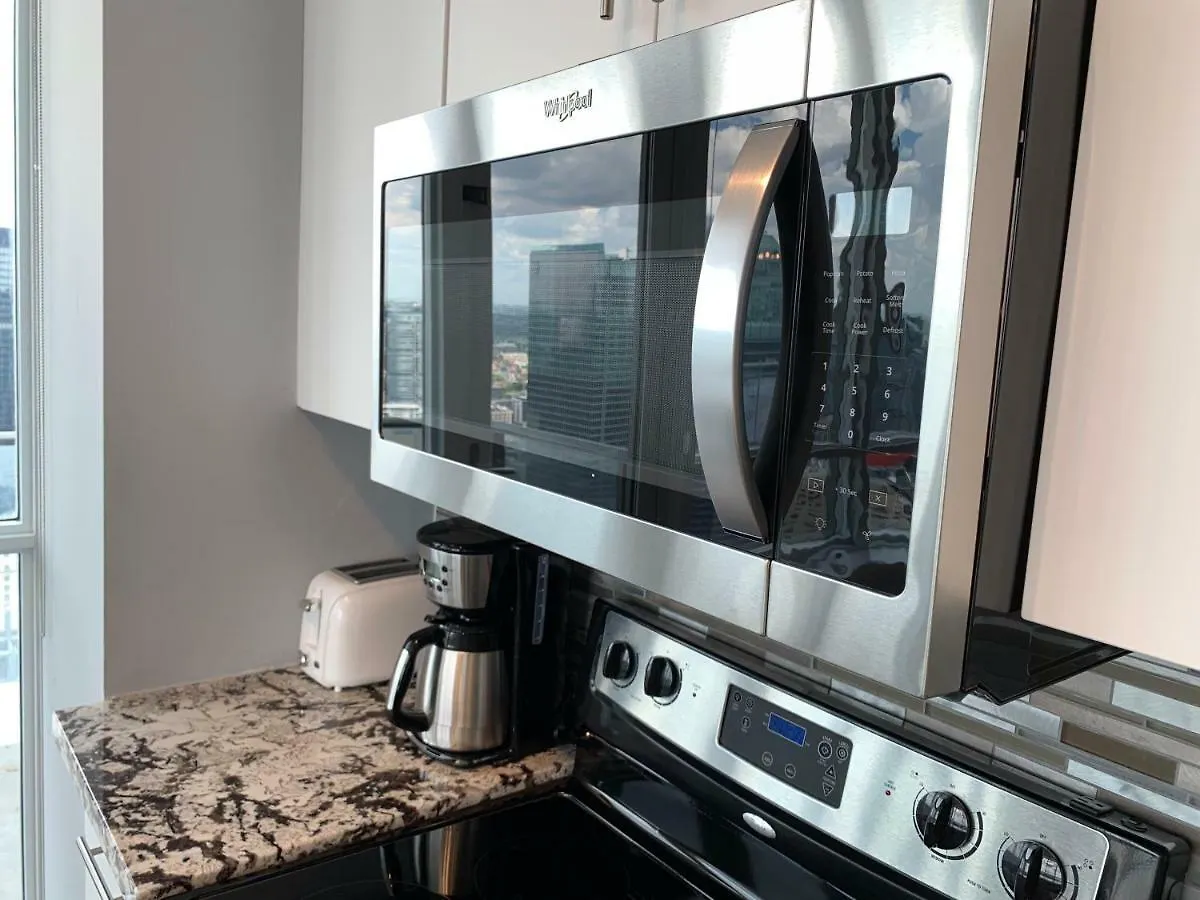 Luxury Penthouse With Unbeatable View Spacious 3 3 Toronto Apartment